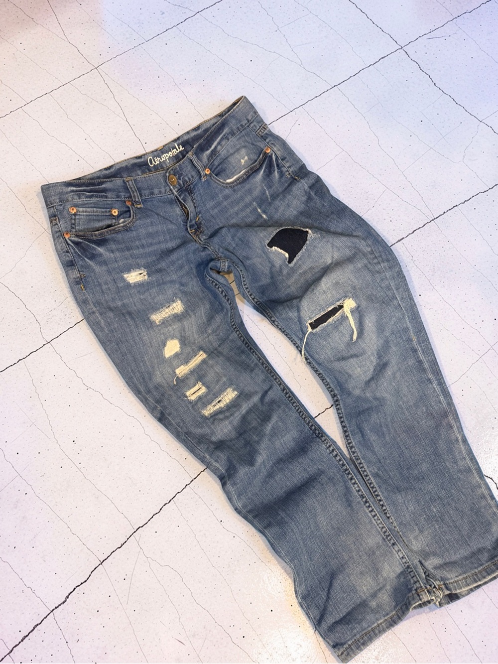 Aeropostale Women's Light Blue Distressed Boyfriend Jeans